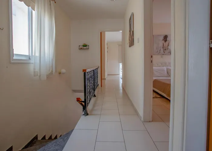 Spacious With Private Pool Villa