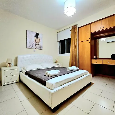 Spacious With Private Pool