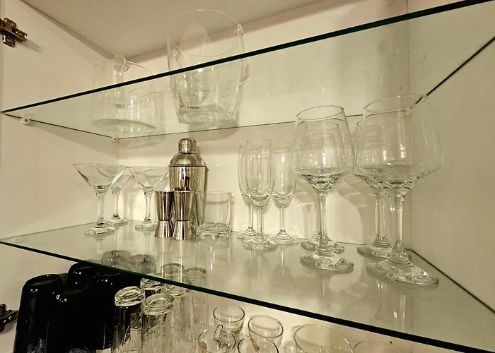 Spacious With Private Pool Vila