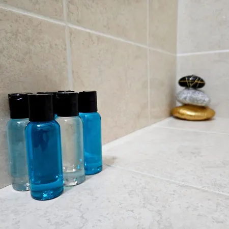 Βίλα Spacious With Private Pool