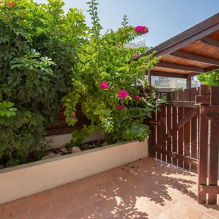 Spacious With Private Pool