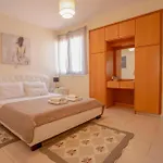 Spacious With Private Pool Πάφος